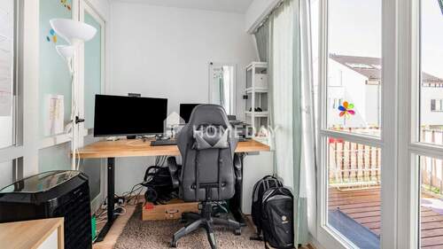 Büro 1 - 