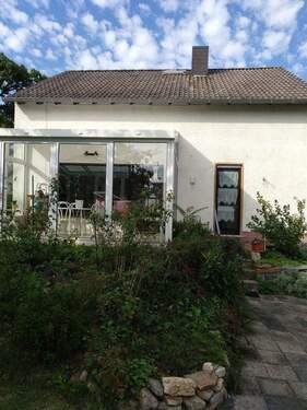 Haus-Südseite mit Wintergaren - 