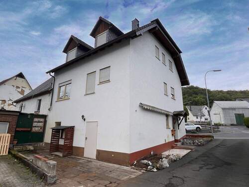 Außenansicht - 5 Zimmer Einfamilienhaus in Breitscheid