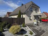 Straßenansicht - 4 Zimmer Einfamilienhaus zum Kaufen in Schortens