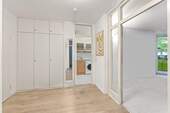 Flur - Etagenwohnung mit 100,10 m² in Bonn zum Kaufen