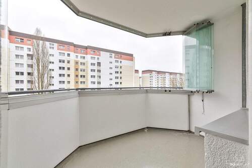 Fast vollständig geöffnet - 