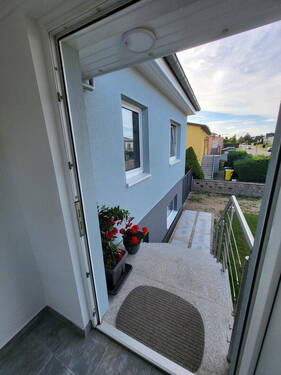 Blick aus Haustür OG - 