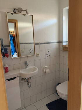 Gäste-WC im EG - 