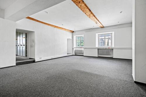 Raumansicht 2 mit Blick auf Archivfläche mit Rollregalanlage - 