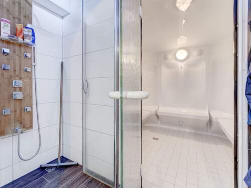 Einblick in die Dampfsauna - 