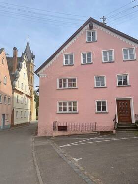 Gebäudeansicht III - 1 Zimmer Mehrfamilienhaus, Wohnhaus zum Kaufen in Oettingen in Bayern