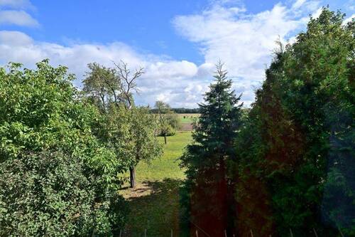 Ausblick - 7 Zimmer Einfamilienhaus zum Kaufen in Adelshofen