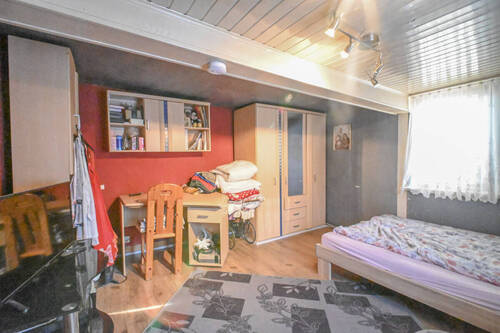 Schlafzimmer 1 DG - 