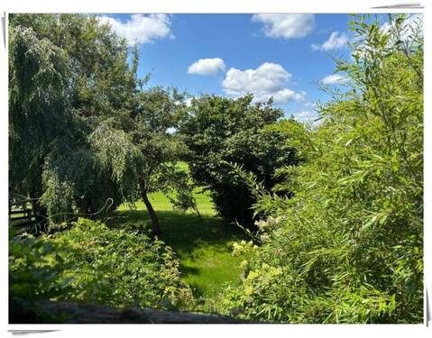 Aussicht in Garten - 7 Zimmer Einfamilienhaus in Königsdorf