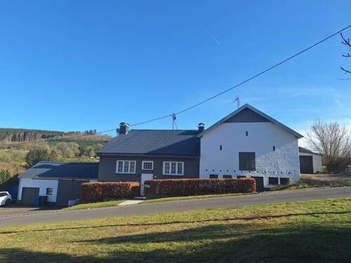 Bild 1 - Renoviertes Bauernhaus mit Weidefläche in einem malerischen Dorf in der Nähe von Prüm