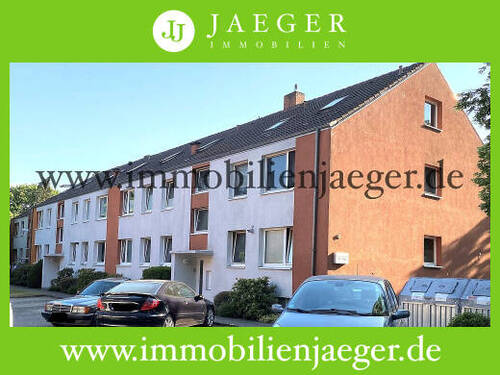 Hausreihe - Zentrales Garstedt zw. Meyers-Mühle und EKZ Herold-Center - Dachwohnung mit EBK - Sitzbadewanne