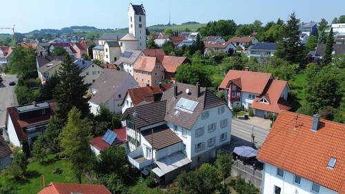 Drohnenaufnahme - 5 Zimmer Doppelhaushälfte zum Kaufen in Emmingen-Liptingen