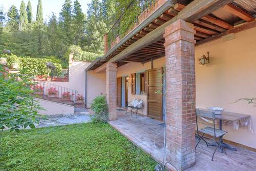 Bild 3 - 4 Zimmer Etagenwohnung in Sassetta