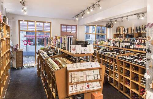 Erdgeschoss Weinladen - 