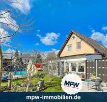 Wohnen im Grünen - Energiesparhaus mit Wintergarten & Pool - Berlin Mahlsdorf