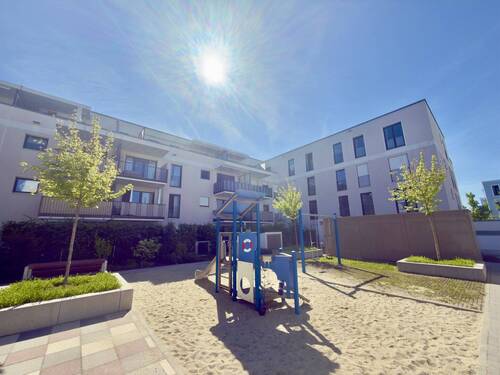Hausansicht - 4 Zimmer Etagenwohnung zum Kaufen in Moosburg