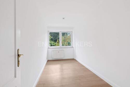 Dieses Zimmer ist ein halbes, hat aber gut 9 m² - 