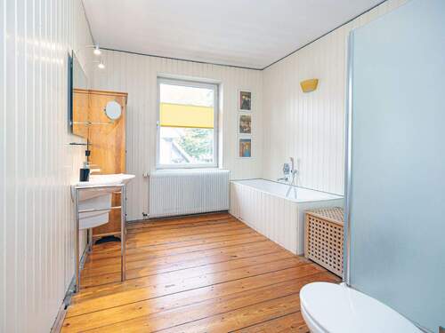 Tageslichtbad (OG rechts) - 