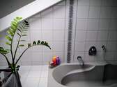 Bad mit Wanne - 