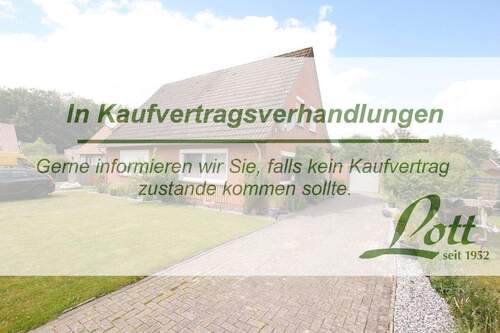 8376-12r - +++ Teilmodernisierte Doppelhaushälfte - gut vermietet - im Ortskern von Augustfehn! +++