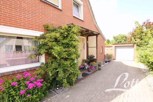 Hof - Doppelhaushälfte mit 68,10 m&sup2; in Apen / Augustfehn zum Kaufen