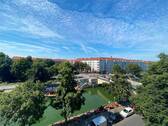 Ausblick Vorderhaus - 2 Zimmer Etagenwohnung zum Kaufen in Berlin