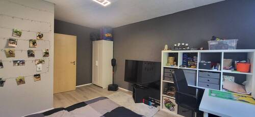 GROSSE SCHLAFZIMMER - 