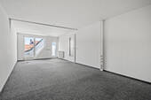 Raumansicht 3 mit Zugang zur Terrasse - 