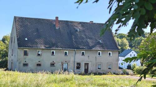 Ansicht mit Eingangstür - 4 Zimmer Bauernhaus, Landhaus in Hainichen