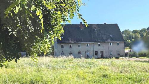 Ansicht mit Grundstück - Bauernhaus, Landhaus mit 180,00 m² in Hainichen zum Kaufen