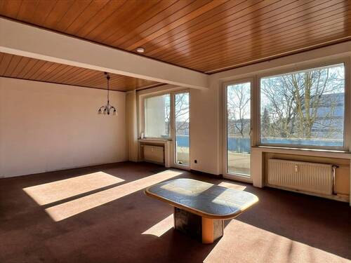 Wohnzimmer - 3 Zimmer Etagenwohnung zum Kaufen in Leverkusen