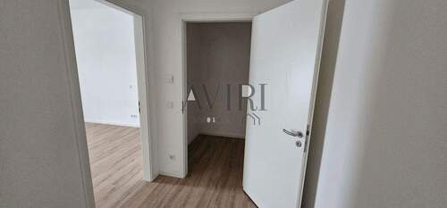 Blick Schlafzimmer, Abstellraum - 