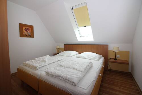 Schlafzimmer 1 OG - Reihenmittelhaus mit 72,00 m&sup2; in Butjadingen zum Kaufen