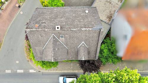 Vogelperspektive - 7 Zimmer Einfamilienhaus in Werdorf