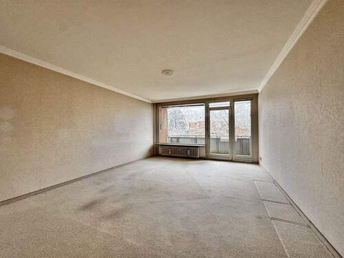 Wohnzimmer - 3 Zimmer Etagenwohnung in Hamburg