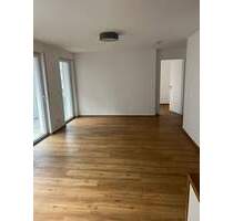 SCHICKE VIERZIMMERWOHNUNG IN NEUBAU MIT WINTERGARTEN UND LOGGIA IN DÜSSELDORF FLINGERN