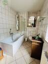 Bad mit Wanne EG - 