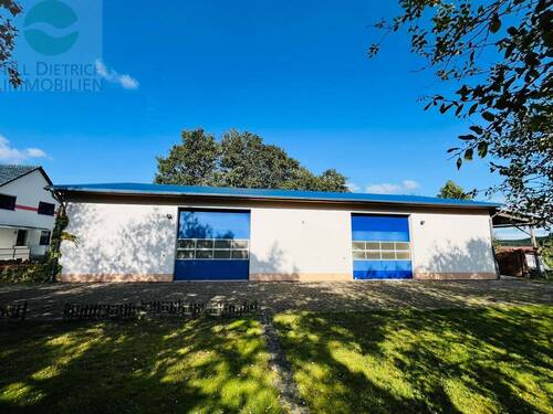 Hallenkomplex - 