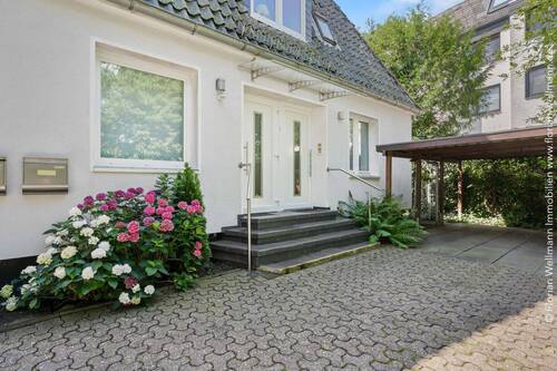 Außenbereich Eingang - Einfamilienhaus mit 213,30 m² in Bremen zum Kaufen
