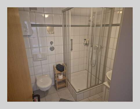 Badezimmer - Etagenwohnung mit 48,00 m² in Olpe zur Miete