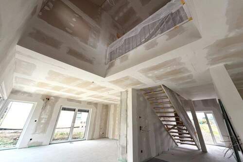 EG Wohnküchenbereich mit Blick zur Galerie - 