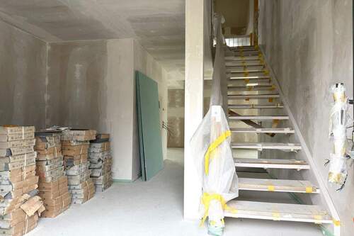 EG Hauseingang Flur - 