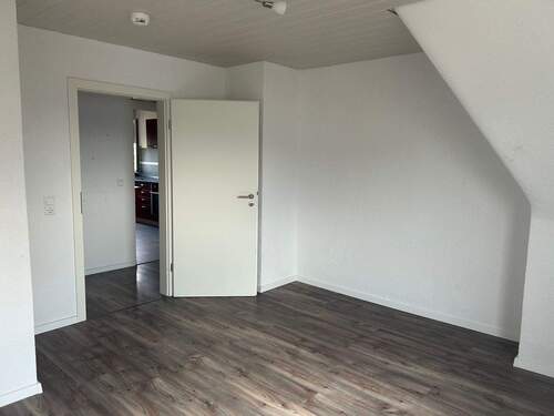 image2.jpeg - Etagenwohnung mit 74,00 m&sup2; in Singen (Hohentwiel) zum Kaufen