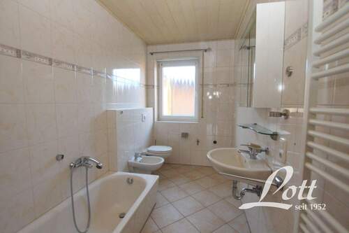 Badezimmer Erdgeschoss - 
