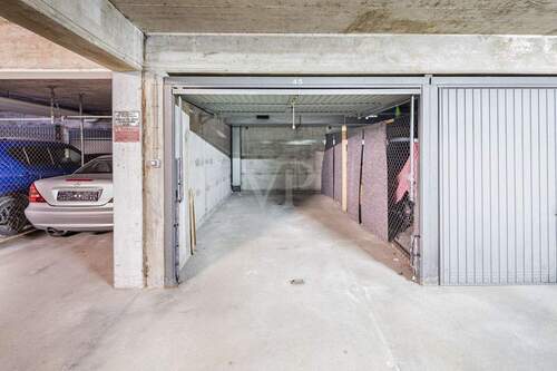 Tiefgaragenstellplatz - 