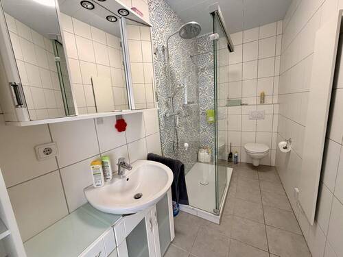 Hinterhaus - OG - Badezimmer - 