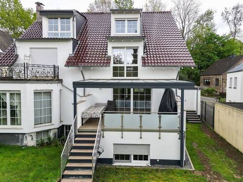 Rückansicht - 6 Zimmer Doppelhaushälfte zum Kaufen in Dortmund