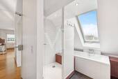 Tageslichtbad im Dachgeschoss - 