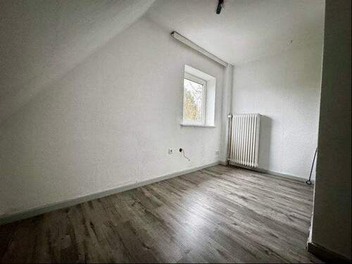 Kinderzimmer eins DG-1 - 